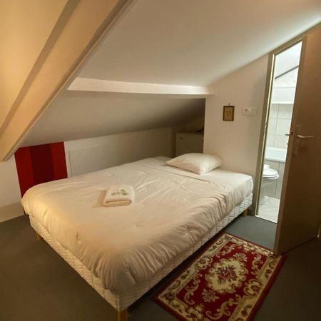 Le Poudrier Hotel Limoges Bagian luar foto
