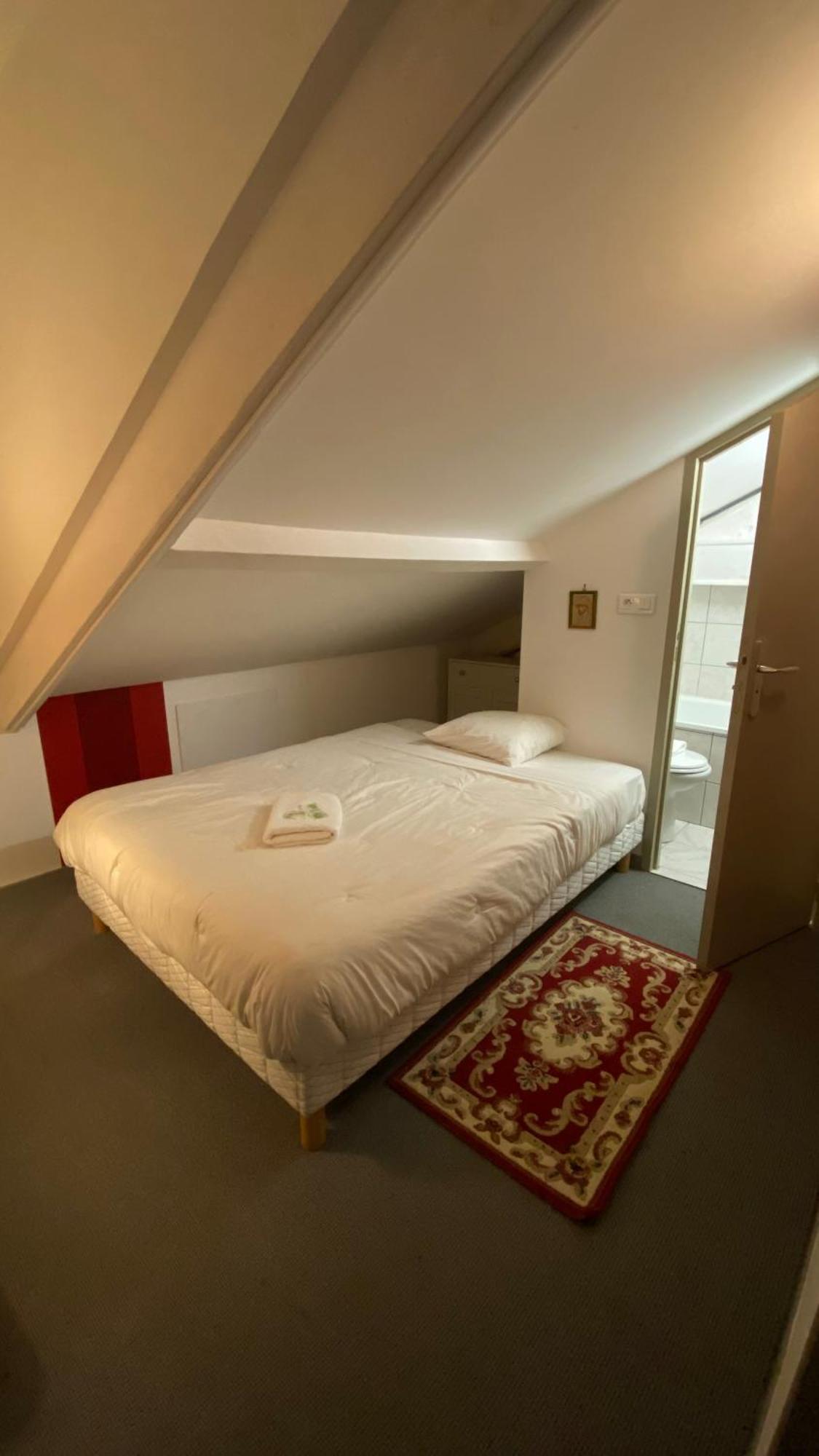 Le Poudrier Hotel Limoges Bagian luar foto