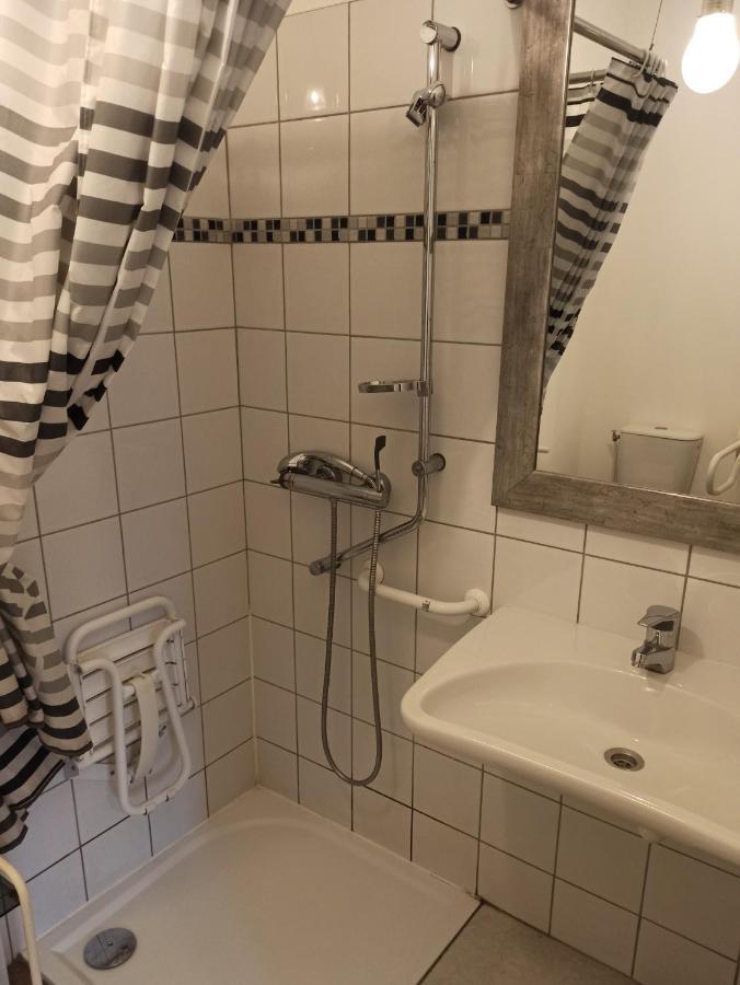 Le Poudrier Hotel Limoges Bagian luar foto