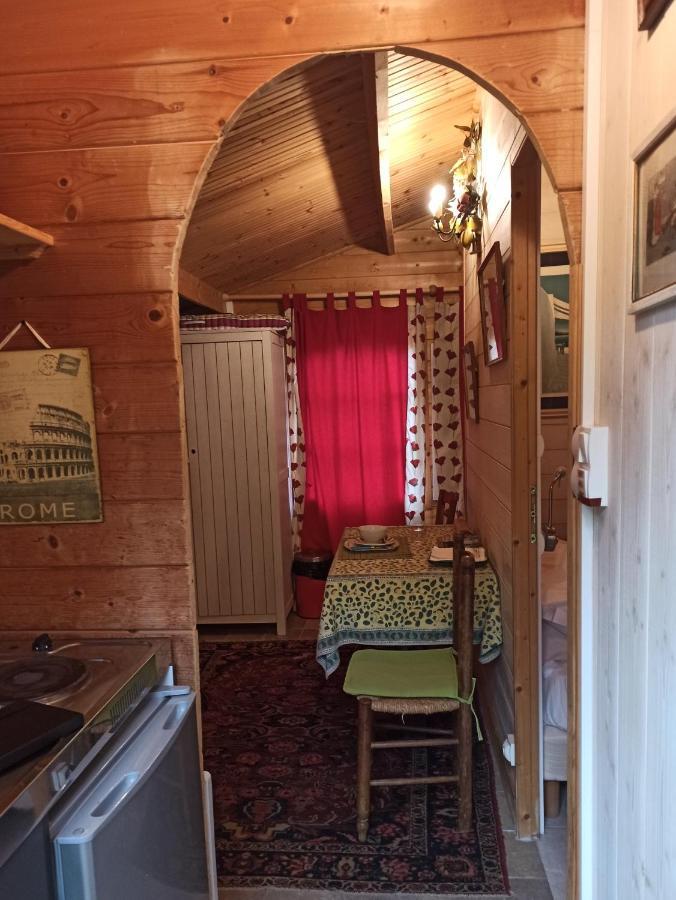 Le Poudrier Hotel Limoges Bagian luar foto